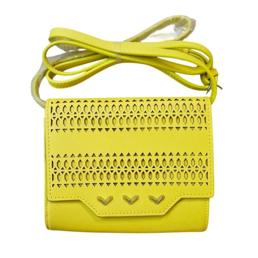 NWOT Stella & Dot Yellow Sidekick Convertible Mini Purse